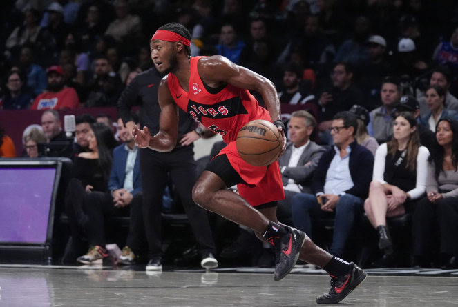 德信体育app下载-猛龙主场击败国王，保持不败