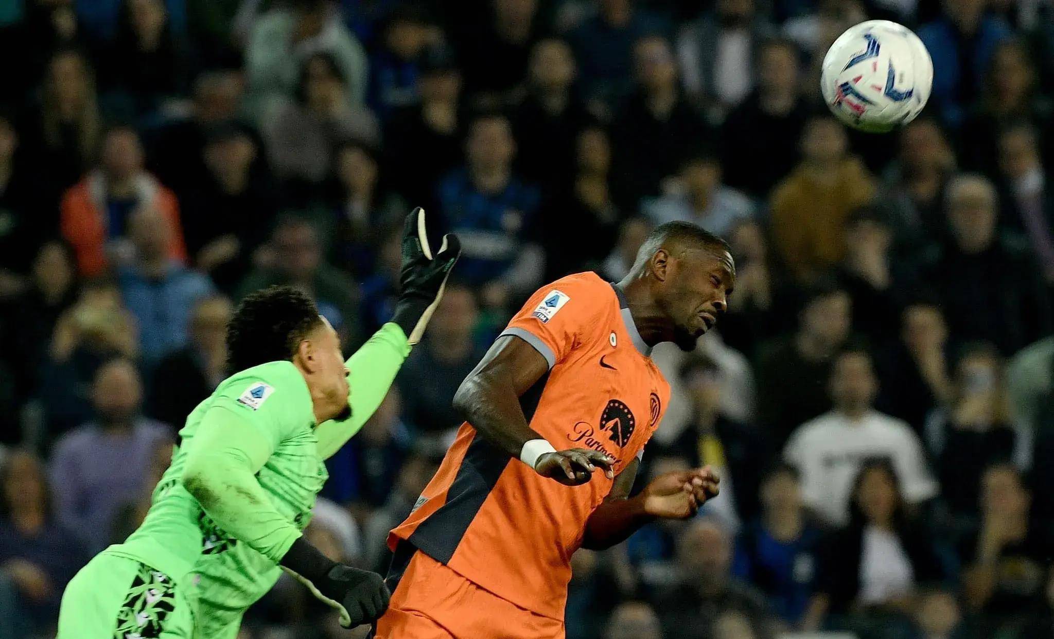 德信体育app下载-乌迪内斯客场高光表现，豪取三分