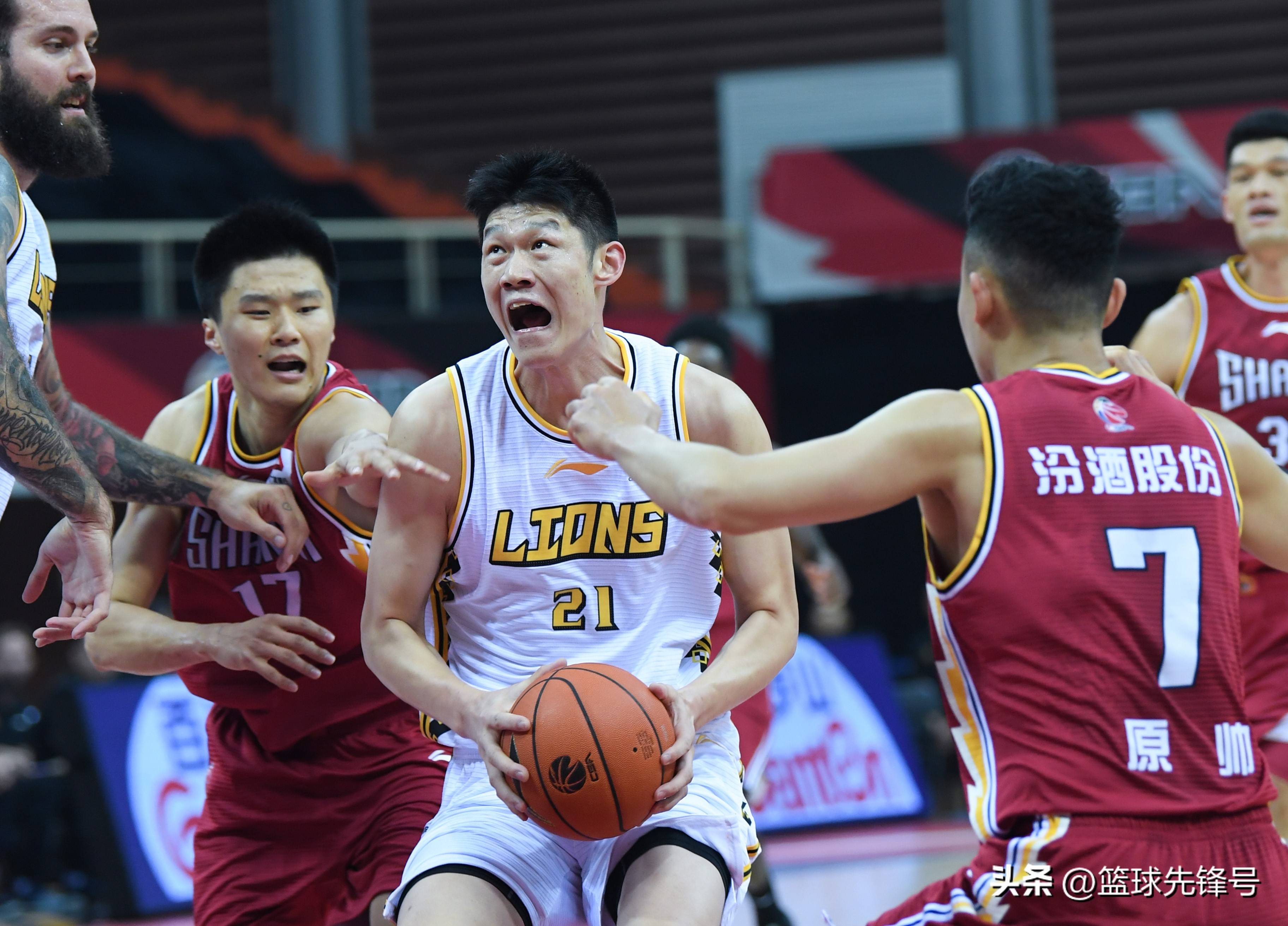 德信官网下载-山西队惨败深圳队，遭遇两连败