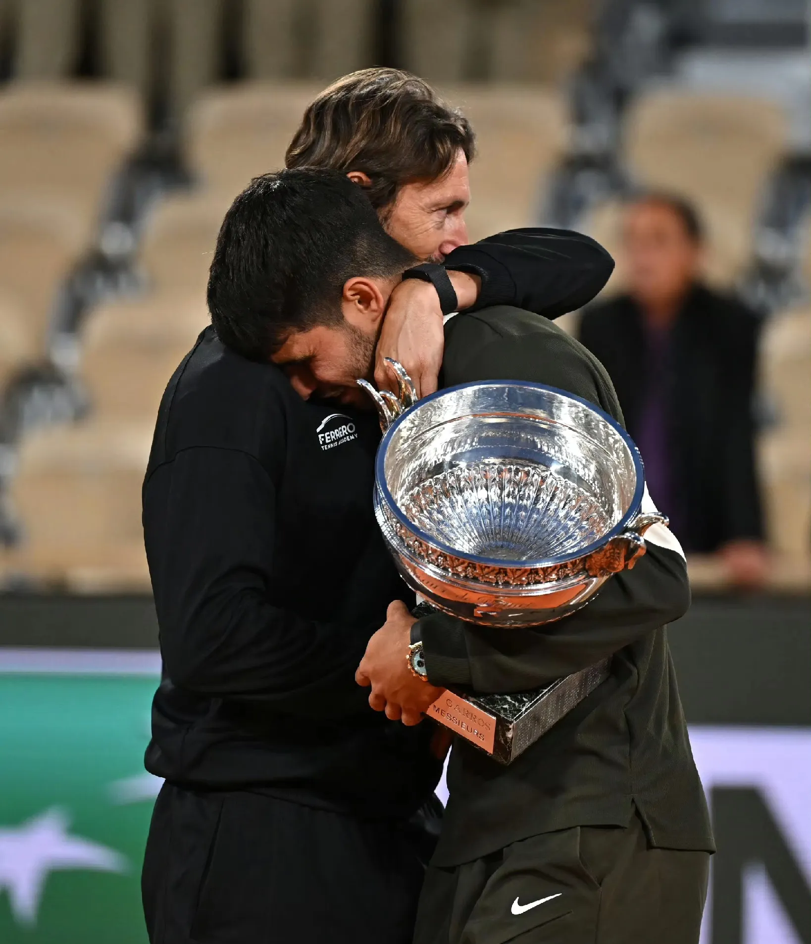 德信app下载-阿塞拜疆队大胜对手，晋级惊喜